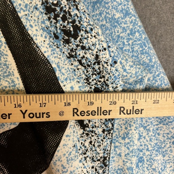 Vintage LA Lakers Magic Johnson Sweatshirt NBA Medium DEADSTOCK Graphic 90’s T’s - Picture 15 of 16